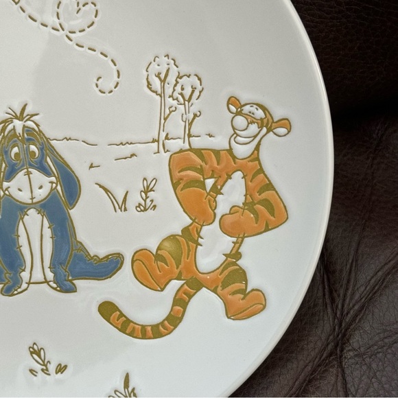 Disney Winnie the Pooh - Bee at One 8” Salad Plate - Picture 5 of 7